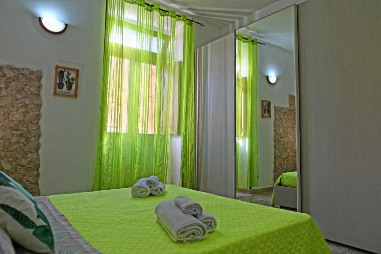 Ficu Pala Holiday Home Noto Eksteriør bilde